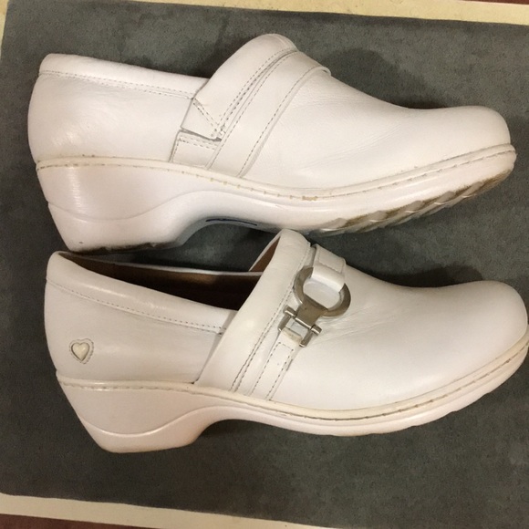 Nurse Mates White Slip-On Shoes - Picture 4 of 5